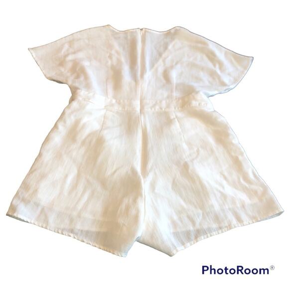 Princess Polly White Romper Women’s 12 Plunge Preppy Minimalist Fairy Party Boho - Picture 3 of 12
